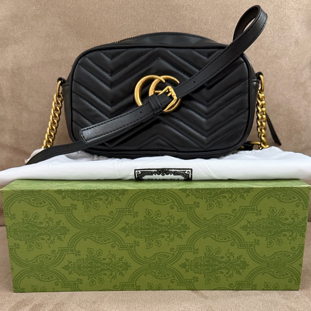 Chevron Crossbody Bag with Gold Chain